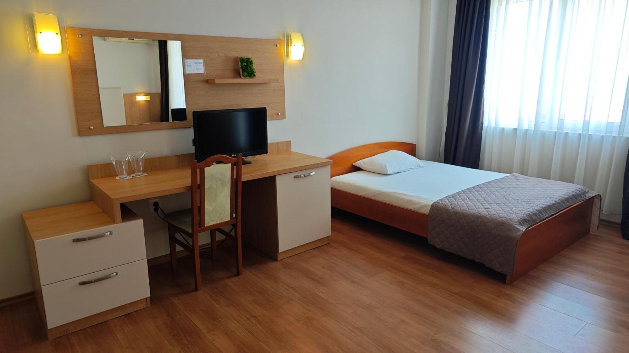 Family Hotel Milev Sveti Vlas Εξωτερικό φωτογραφία