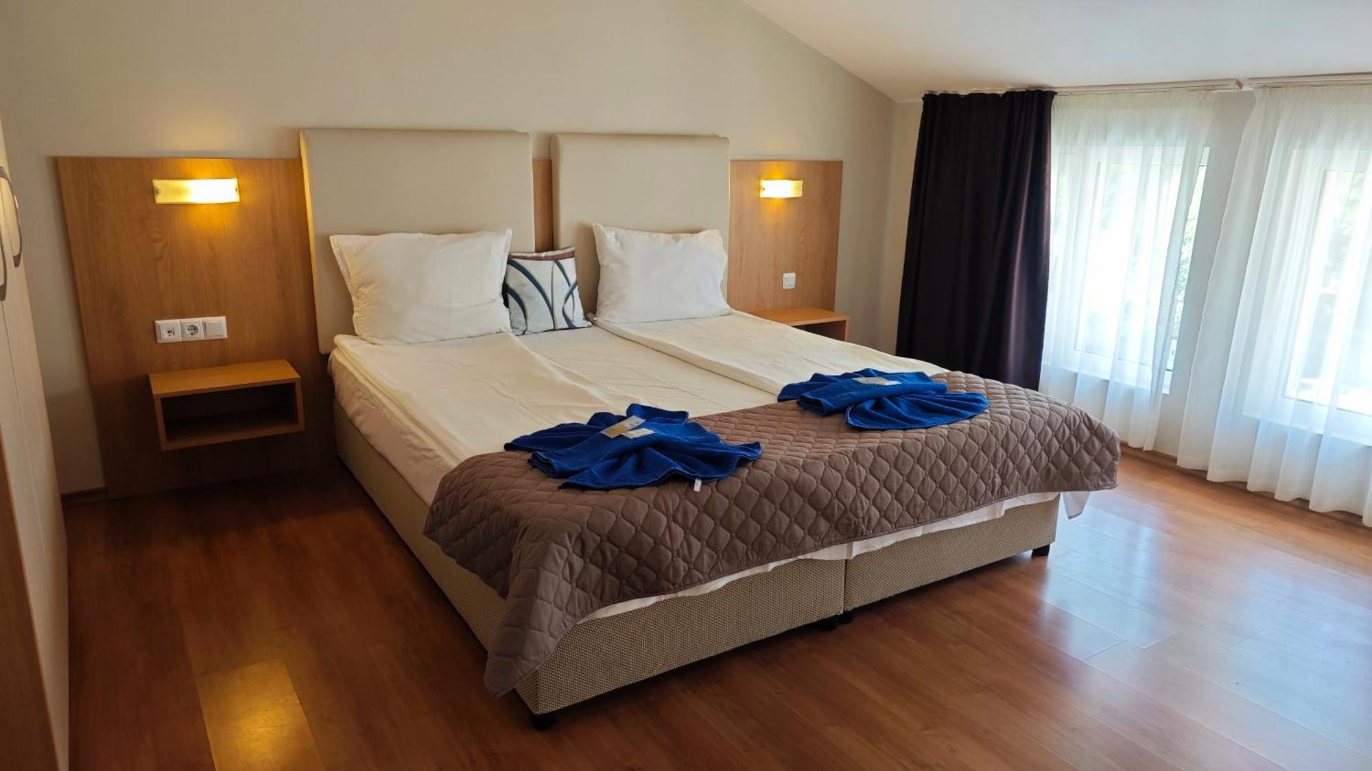 Family Hotel Milev Sveti Vlas Εξωτερικό φωτογραφία