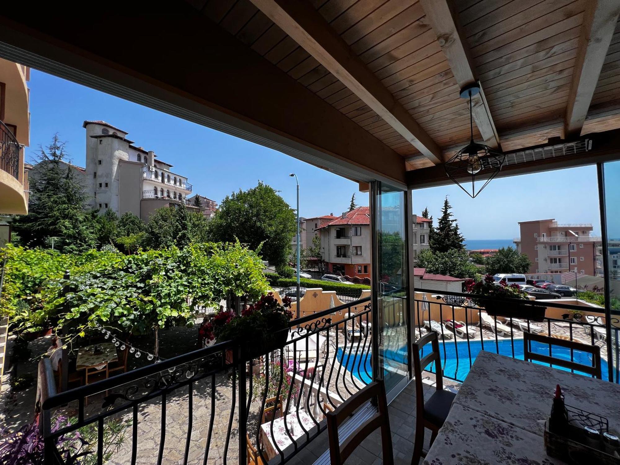 Family Hotel Milev Sveti Vlas Εξωτερικό φωτογραφία