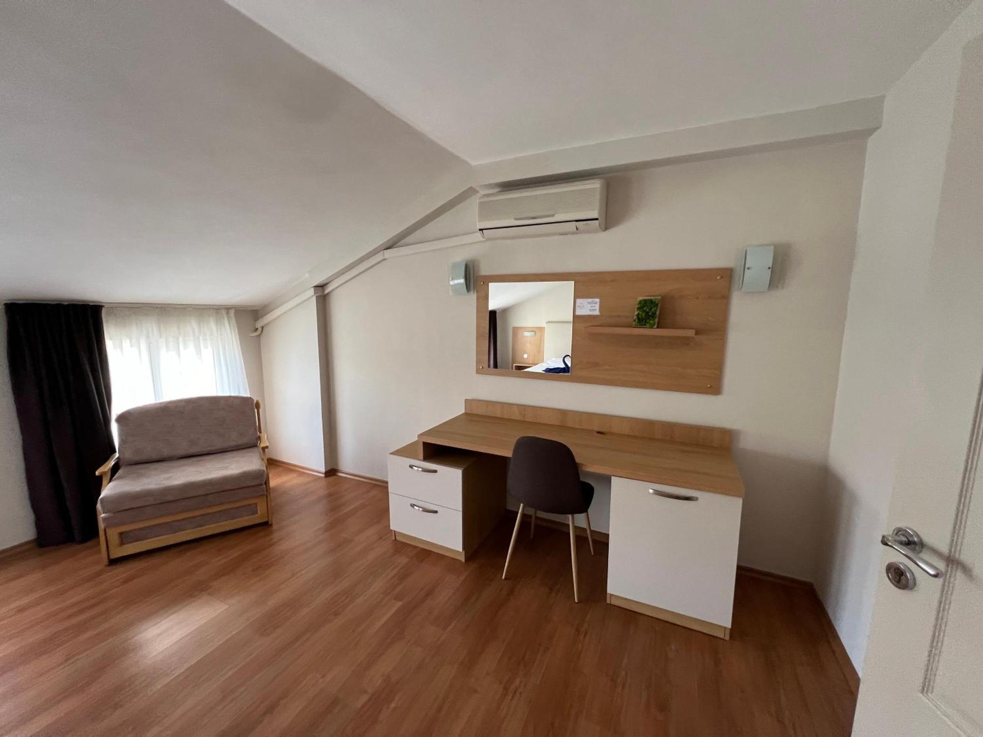 Family Hotel Milev Sveti Vlas Εξωτερικό φωτογραφία