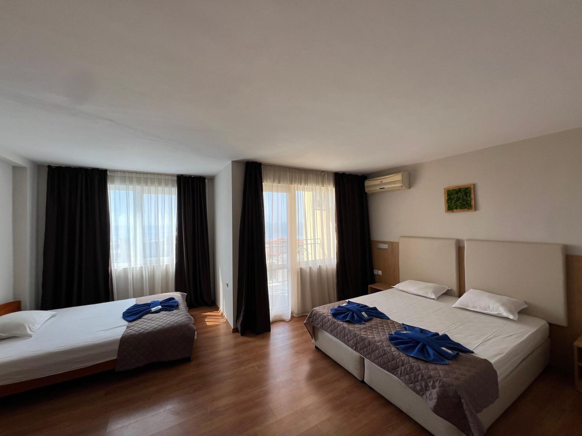 Family Hotel Milev Sveti Vlas Εξωτερικό φωτογραφία