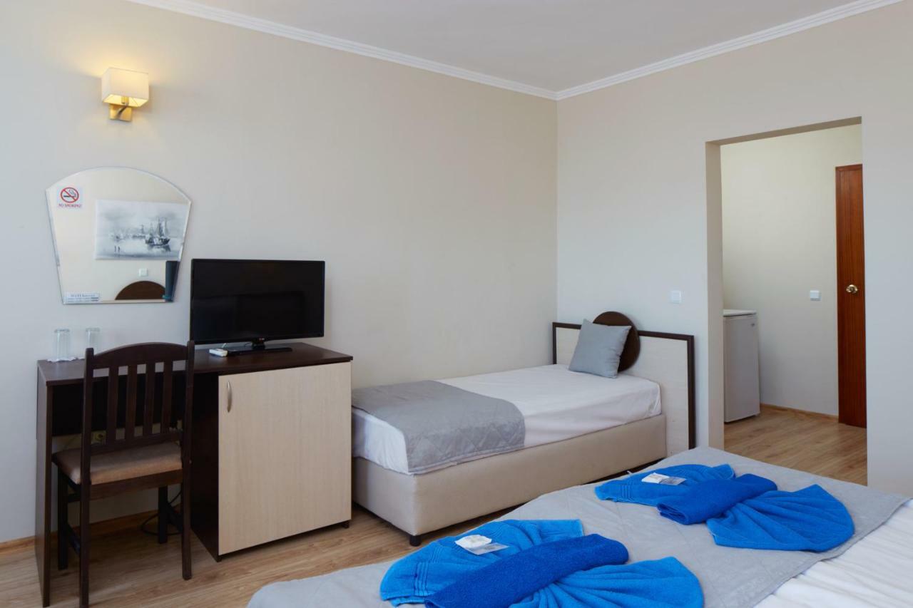 Family Hotel Milev Sveti Vlas Εξωτερικό φωτογραφία